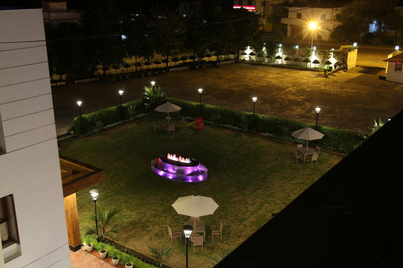 Hotel Deepali Sagar  Luaran gambar